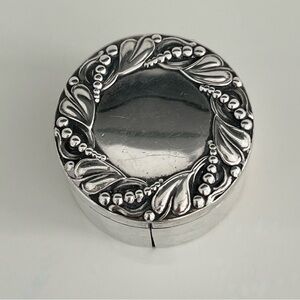 SILVER STAMP ROLL DISPENSER BOX